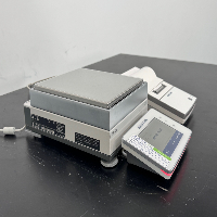Mettler Toledo XSR4002S Digital Scale image 0